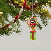 2022 Hallmark Keepsake Ornament - The Muppets Animal's Christmas Present