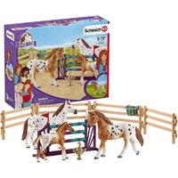 Schleich Horse Club - Horse Club Lisa’s Tournament Training