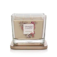 Yankee Candle Medium Square Jar - Velvet Woods