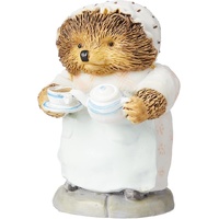 Beatrix Potter Mini Figurine - Mrs. Tiggy-Winkle Pouring Tea