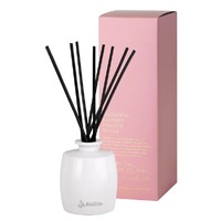 Urban Rituelle Apotheca Diffuser Set - Pistachio, Saffron, Praline & Maple 220ml