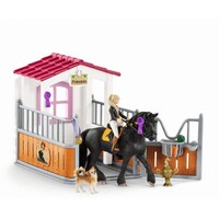 Schleich Horse Club - Horse Box With Horse Club Tori & Princess